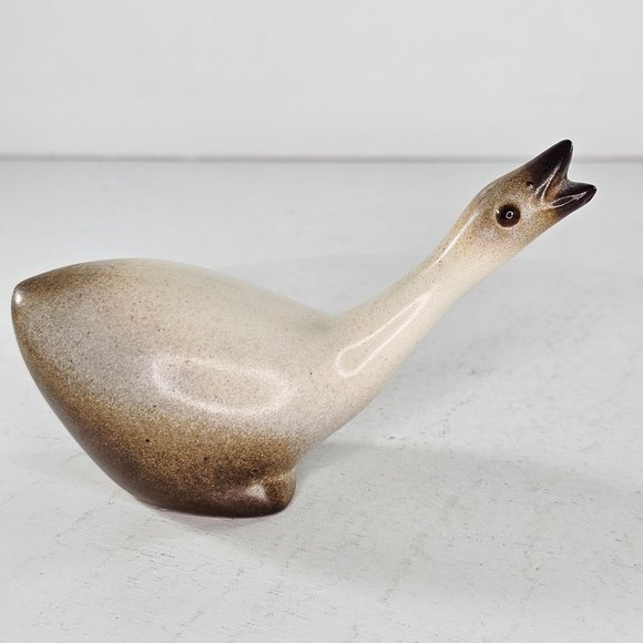 Vintage Howard Pierce Duck Bird Goose Figurine Stretched Neck - Picture 7 of 8